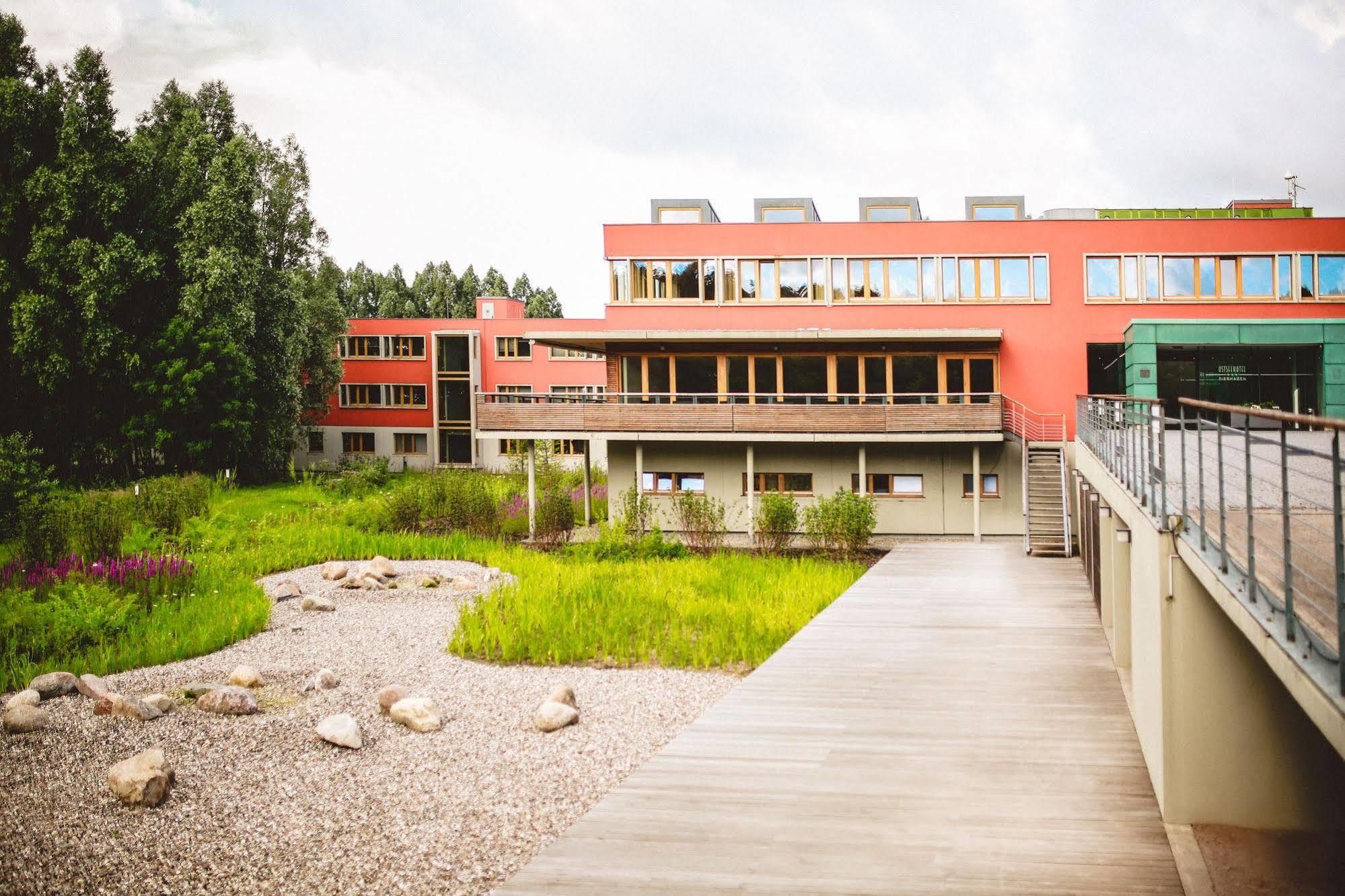 Ostseehotel Dierhagen Exterior photo